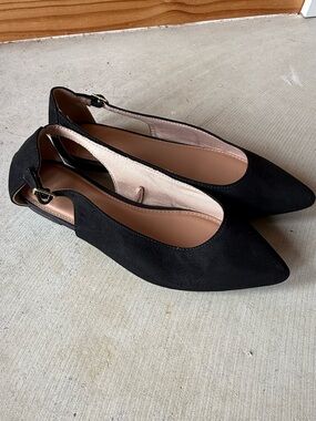 Old Navy Black Pointed Slingback Flats